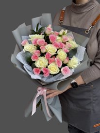 Сборный букет из роз &laquo;Лучший момент&raquo; (S)